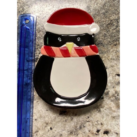 ND Hand Painted Penguin Plate Set Christmas Holiday Decor Ceramic 5 Inches - Picture 6 of 7